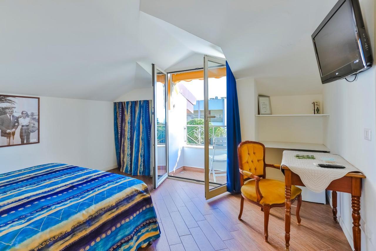 Casa Di Rossana Bed&Breakfast Санремо Екстер'єр фото