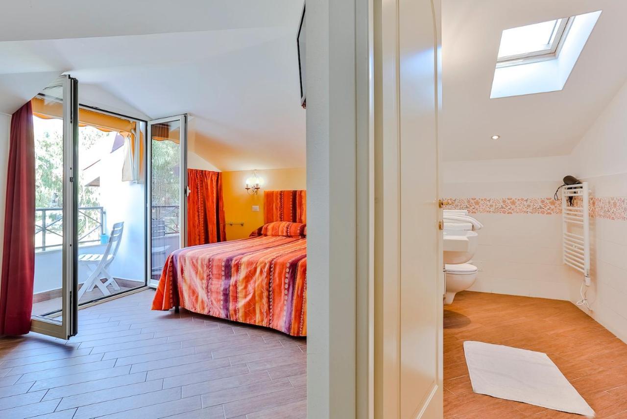 Casa Di Rossana Bed&Breakfast Санремо Екстер'єр фото